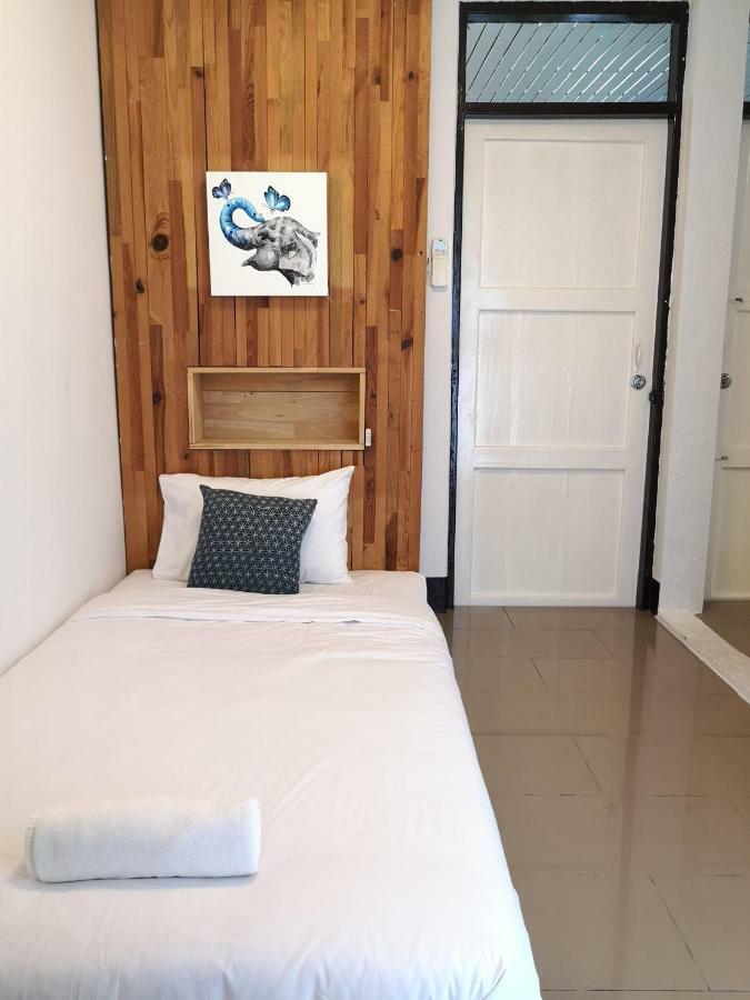 Cozy By Funwahn Bed & Breakfast Chiang Mai Eksteriør bilde